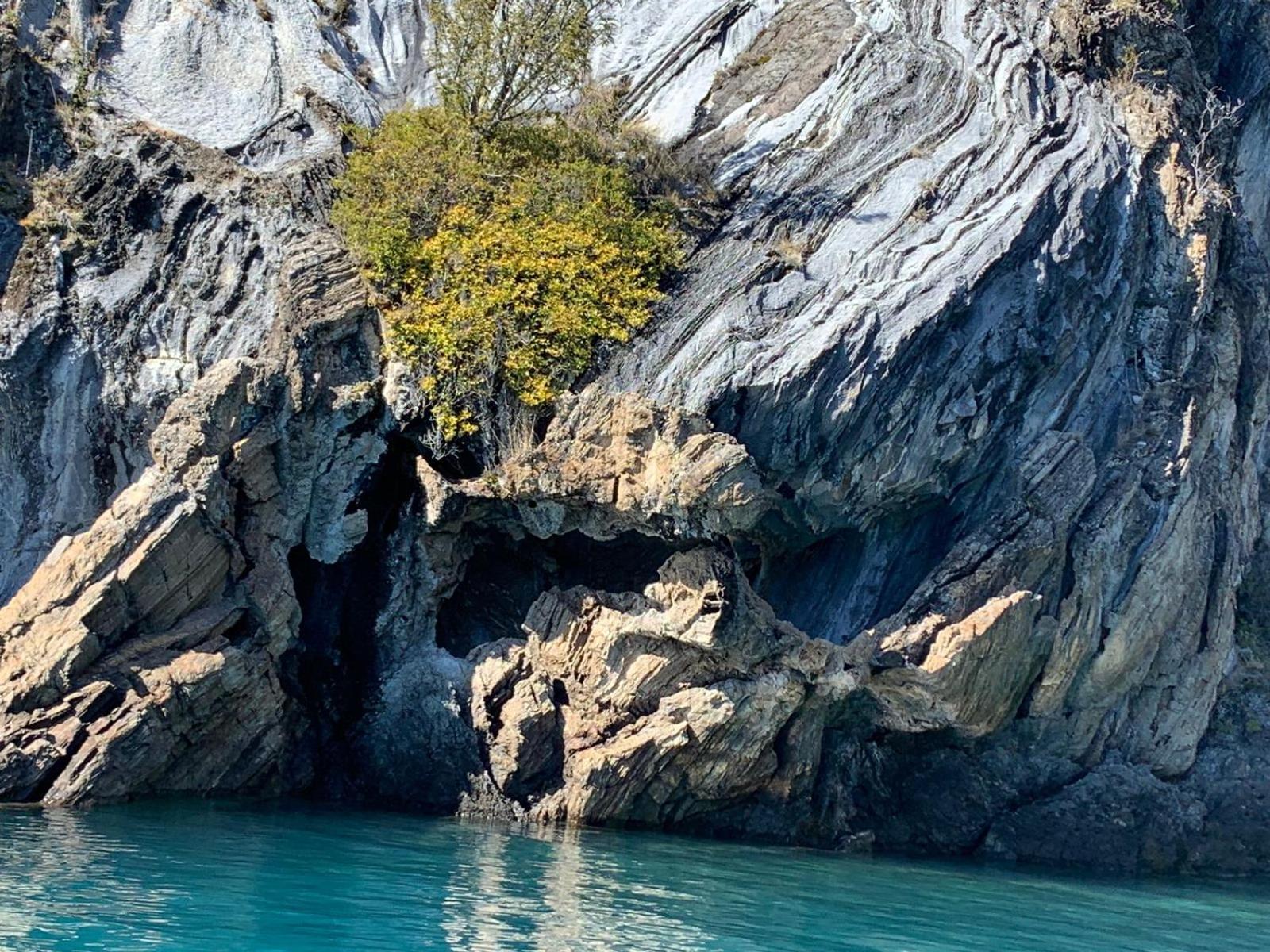 Cabana Cavernas Austral Puerto Sanchez Villa ภายนอก รูปภาพ